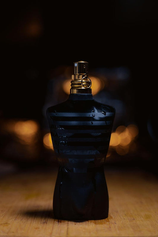 Le Male Le Parfum - Eau de Parfum Intense Notes de Cardamome, Lavande et Iris